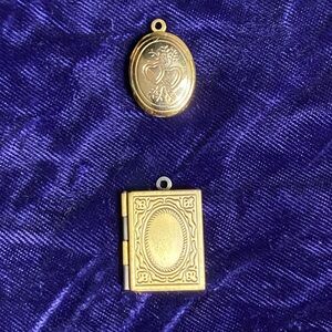 Pair of locket pendants/charms, gold floral oval, antiqued bronze rectangle